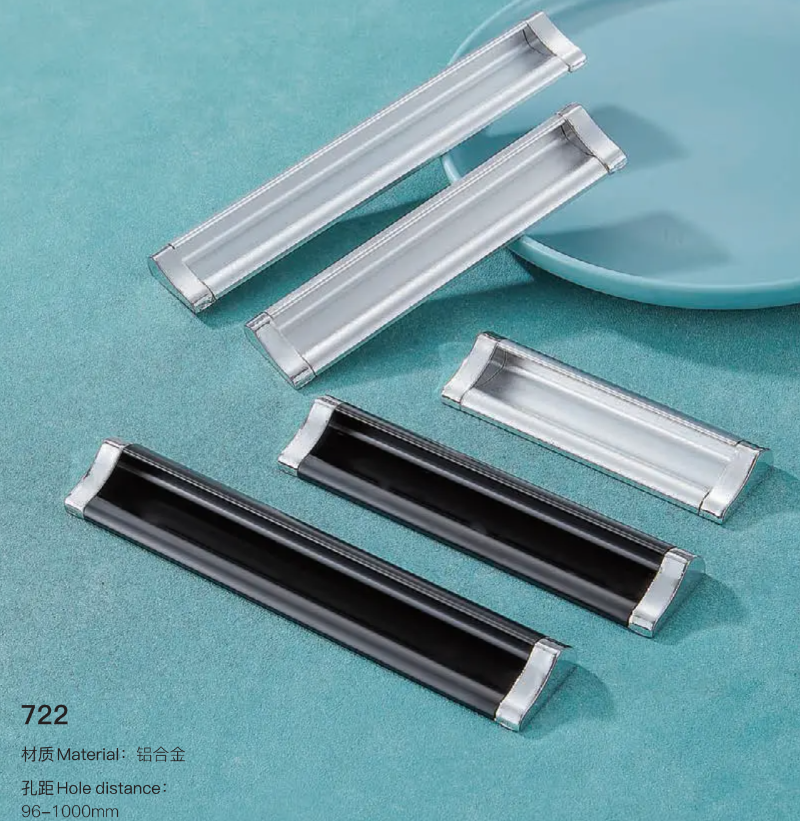 衣帽间拉手/高端拉手/豪华家具拉手/长拉手细节图