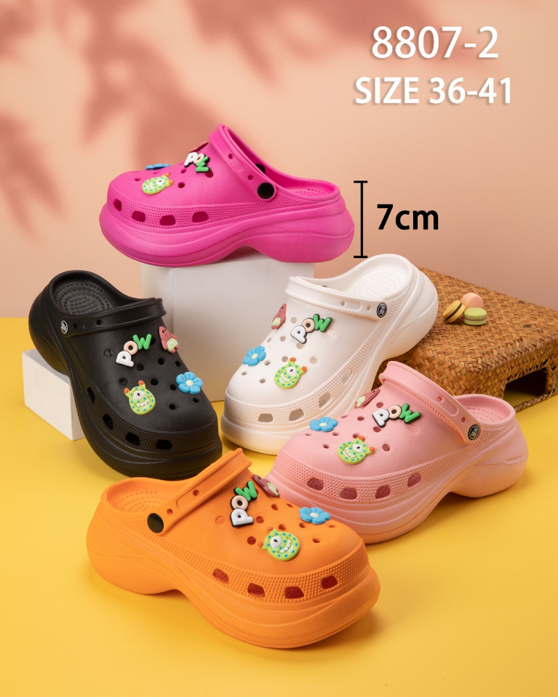 New style of clog shoes for women, high heels with a feeling of stepping on poop, flip-flops for outerwear, and fashionable beach shoes custom-made by the factory Specification image