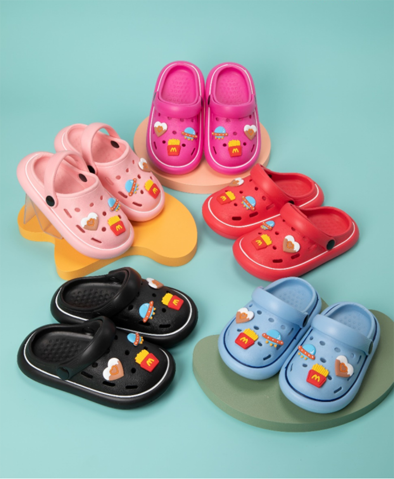 New summer crocs for foreign trade, children's soft-soled casual flip-flops, girls' beach shoes details Picture