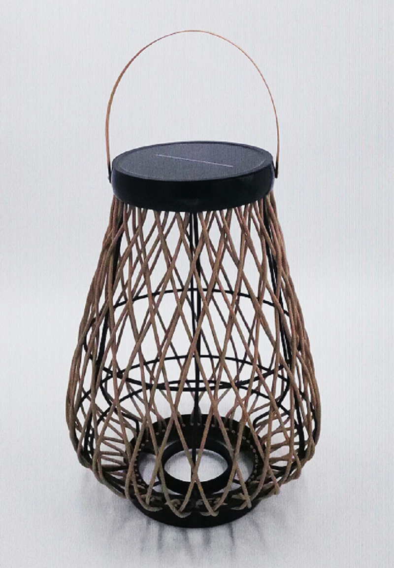 Solar rattan weave lamp