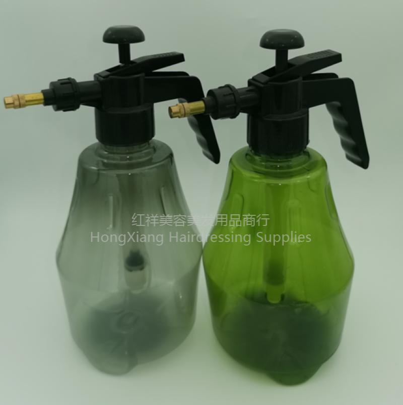 园艺灌溉工具实物图