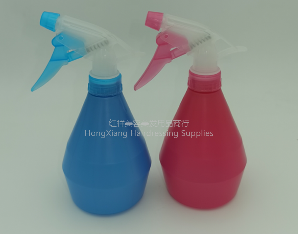 回答：外贸喷水壶/园艺浇花/家用喷雾瓶/塑料洒水壶/理发店用/手压式喷壶/批发喷壶产品图