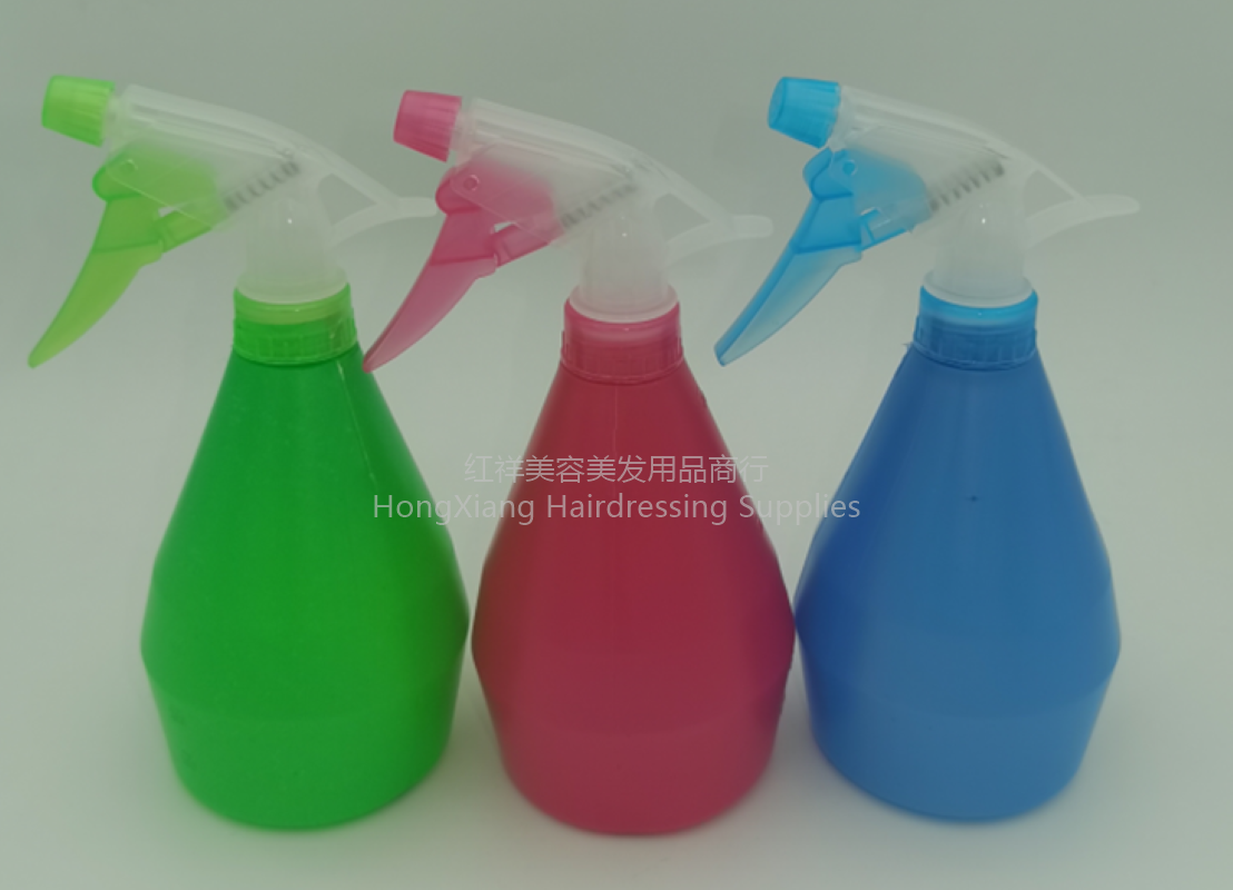 园艺灌溉工具实物图