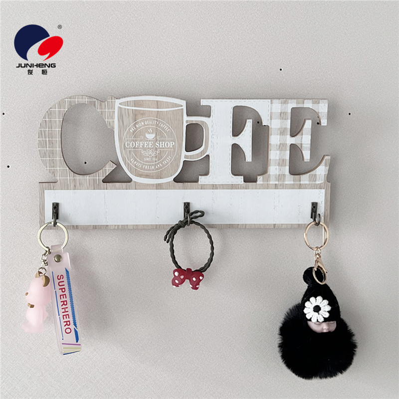Simple key storage, wall-mounted storage rack, coat hook, wall and door decoration, wall hanging Application Scenario