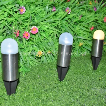 New solar lawn lamp, outdoor garden park decoration, courtyard atmosphere solar column head lamp