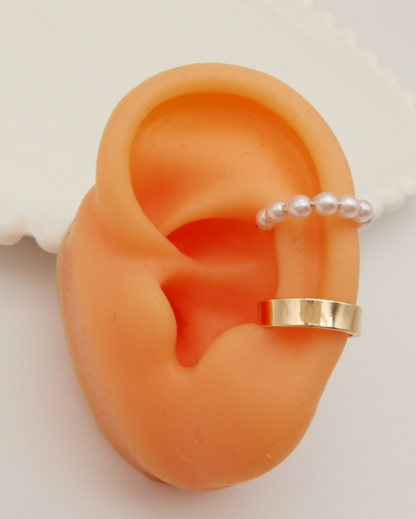 Ear clip 16 thumbnail