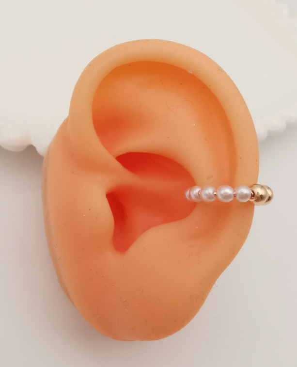 Pearl ear clips thumbnail