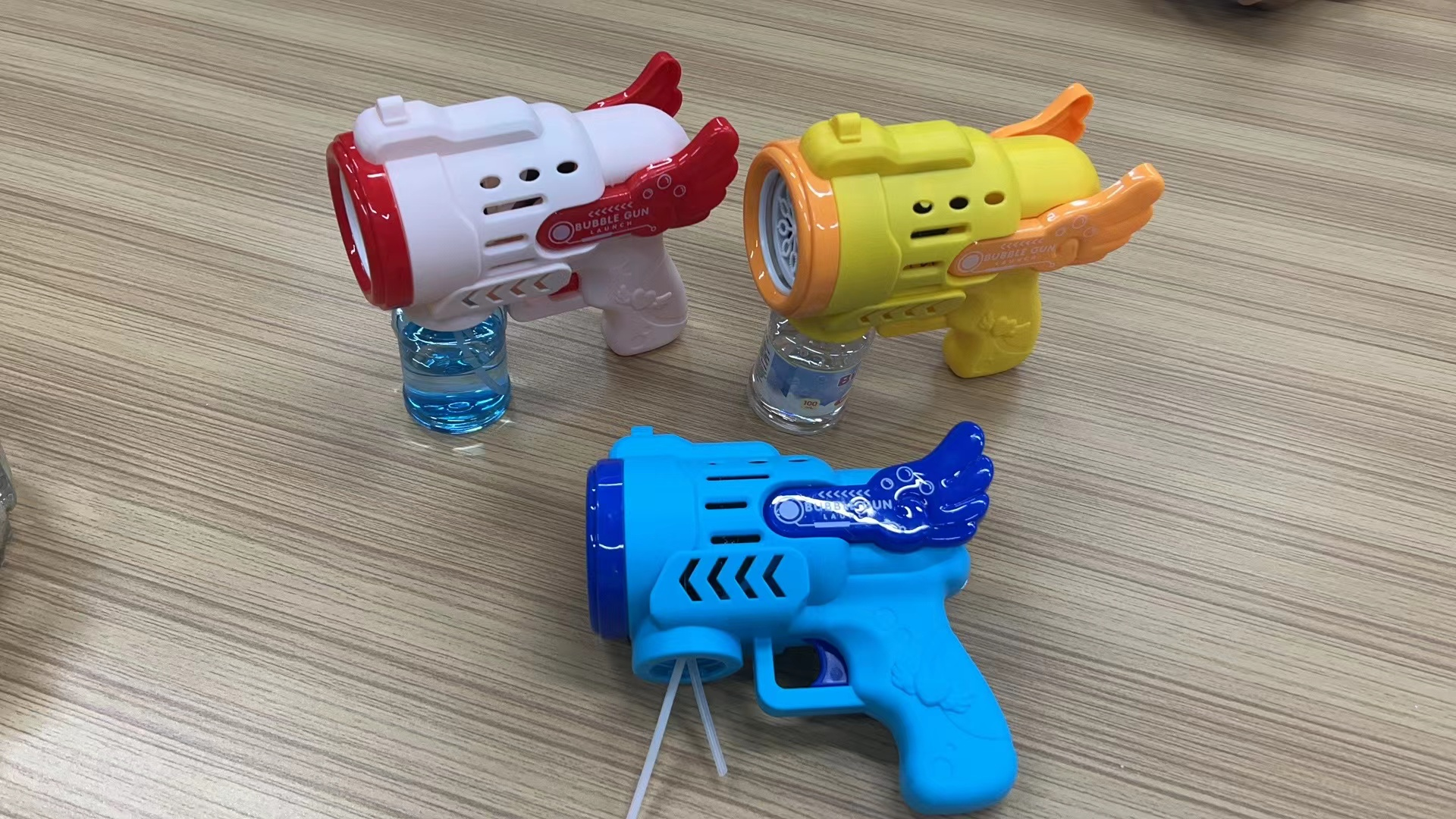 Hot-selling Angel 10-hole fully automatic bubble gun children's toy creative hot-selling street stall wholesale supply Specification image