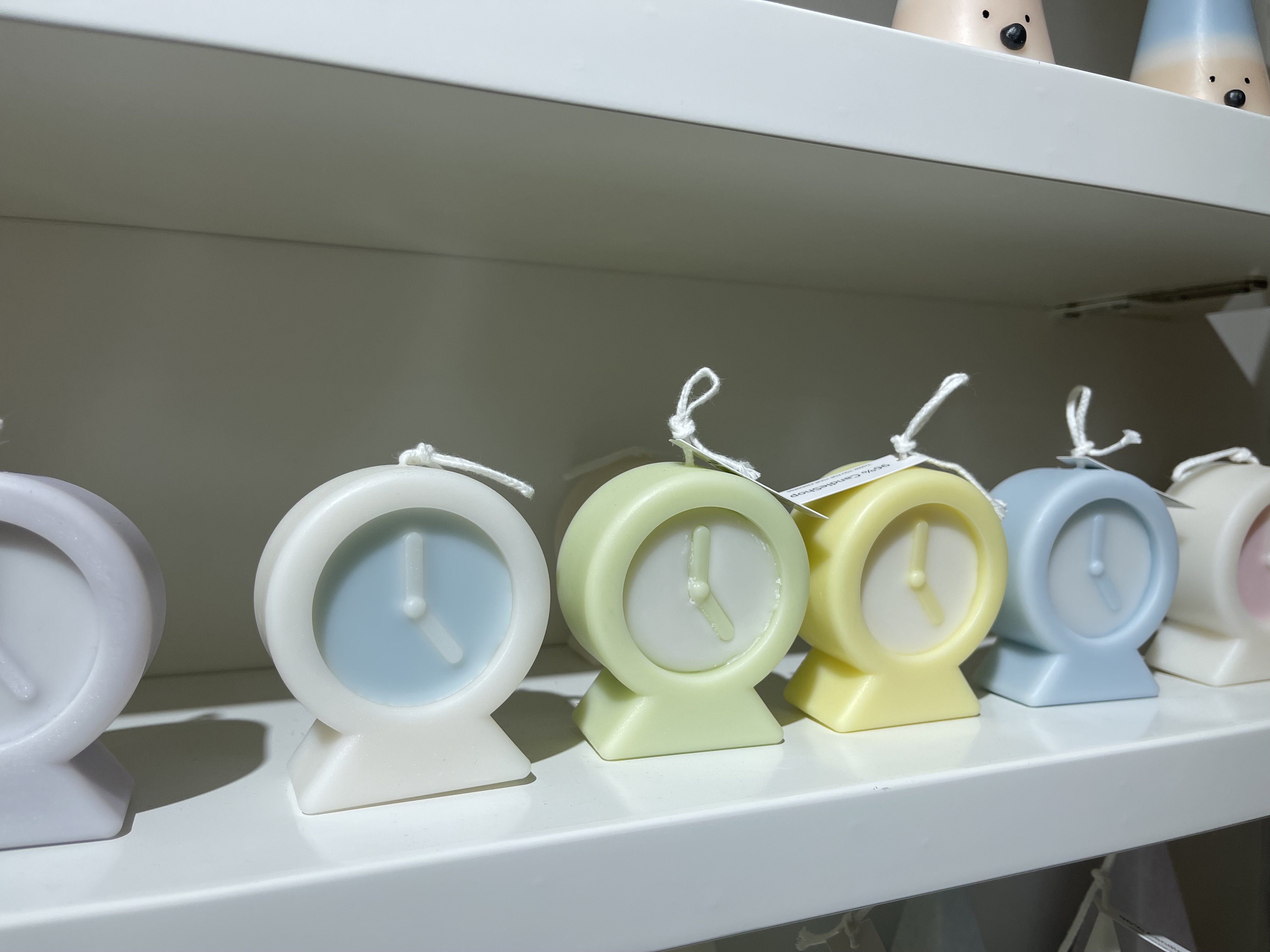 蜡烛/香薰/闹钟蜡烛白底实物图