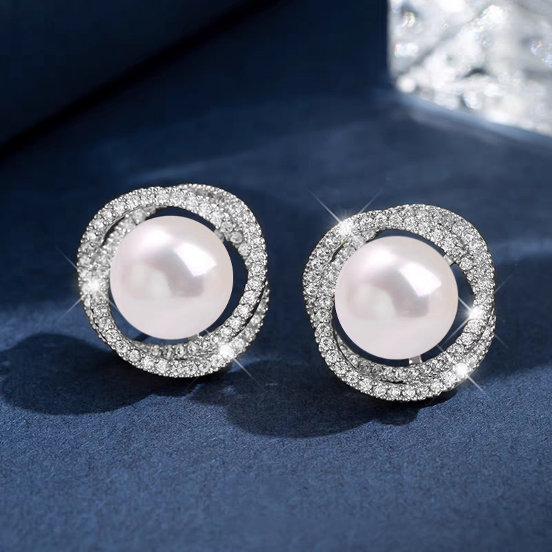 Dong Qing's new 2023 bestseller, natural freshwater pearl stud earrings, pure silver earrings, a niche design for women with a sense of sophistication details Picture