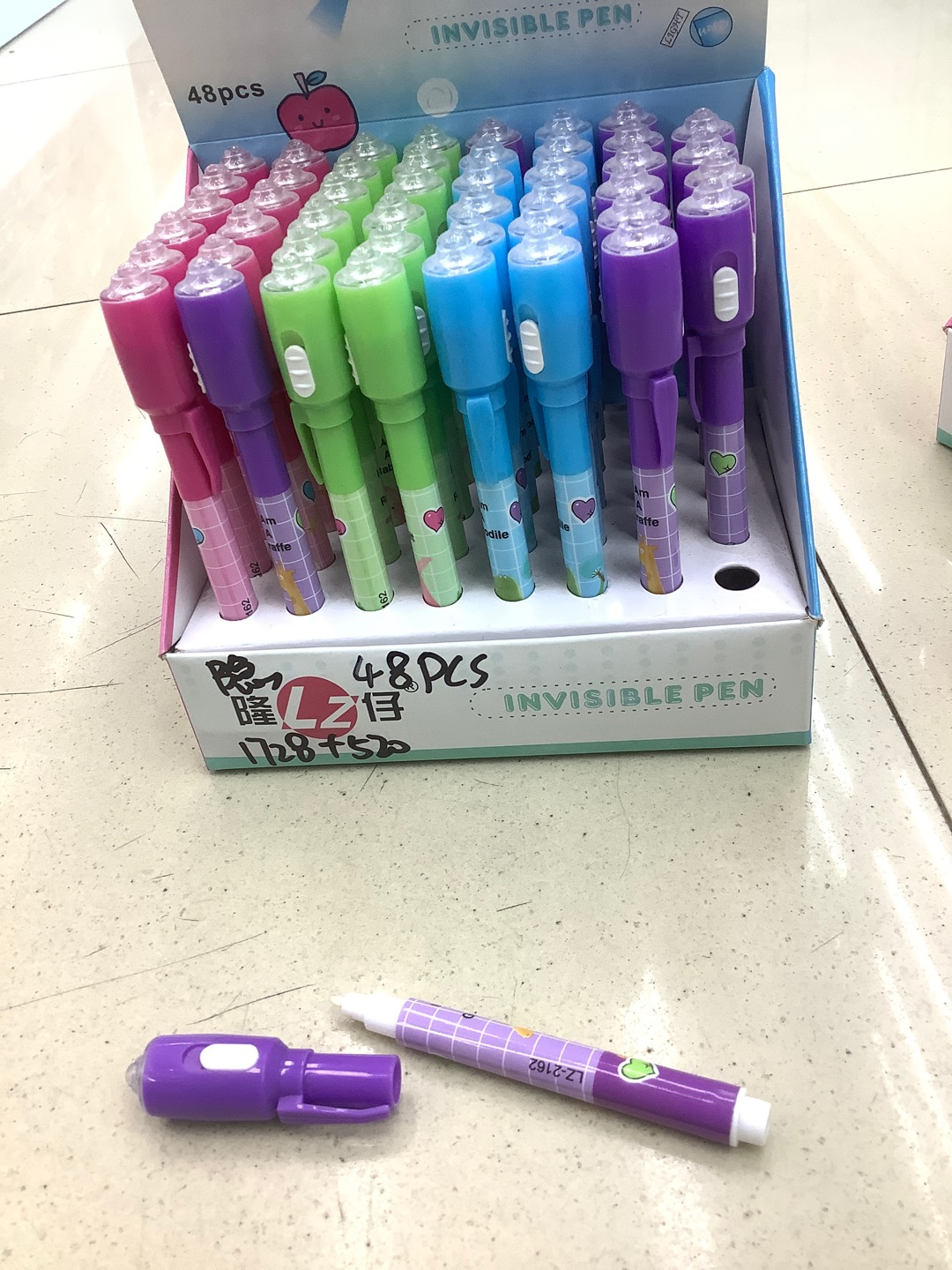 Invisible pen, magic pen, LED light, student creative stationery, color box insertion