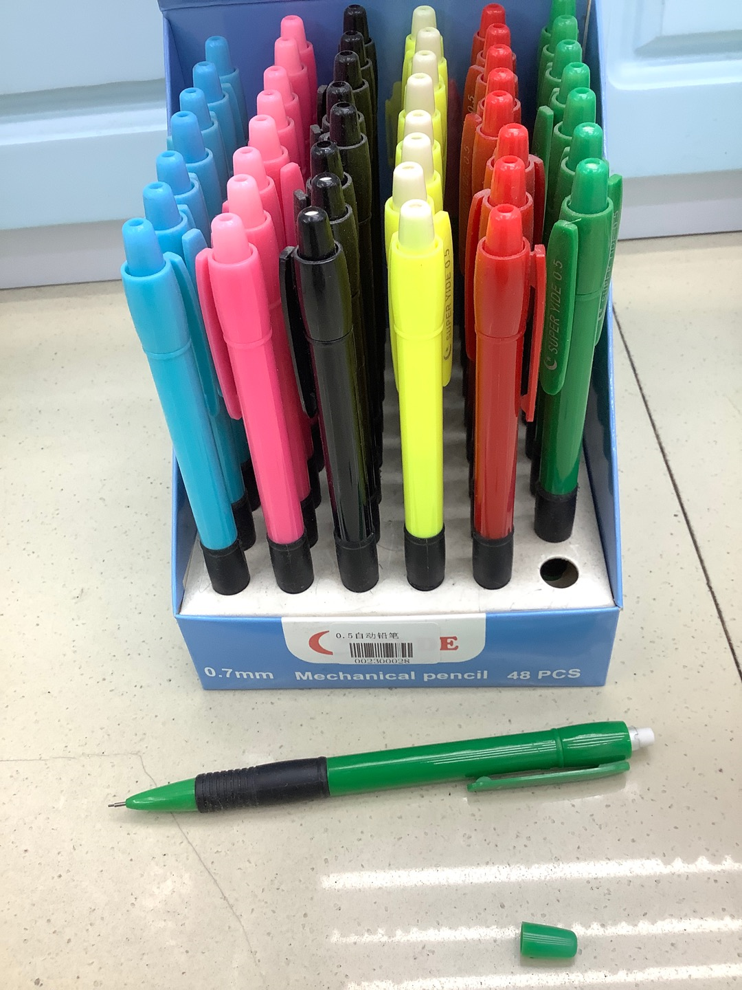 Press the pencil, automatic pencil, movable pencil, 0.5 candy color