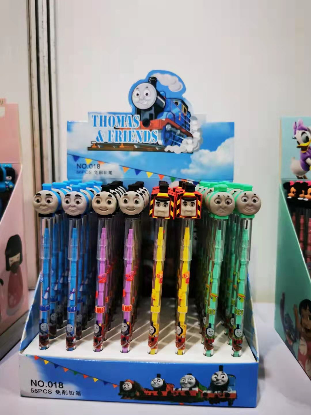 Creative cartoon cute little train, clown, primary school school supplies, no-sharpening pencil, Jiejie pen details Picture