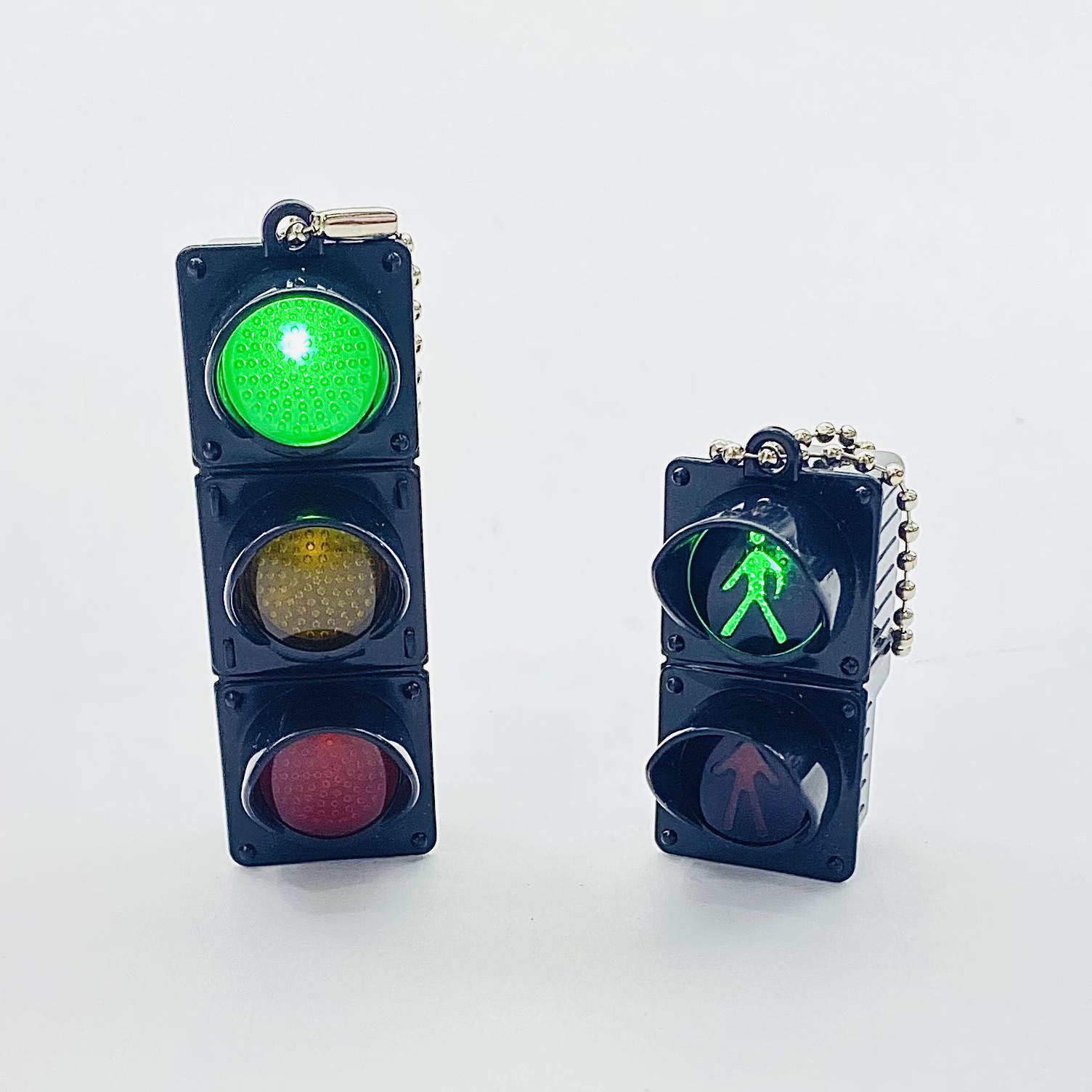 红绿灯钥匙扣 人行灯钥匙扣 发光挂件 创意 有趣挂件详情8