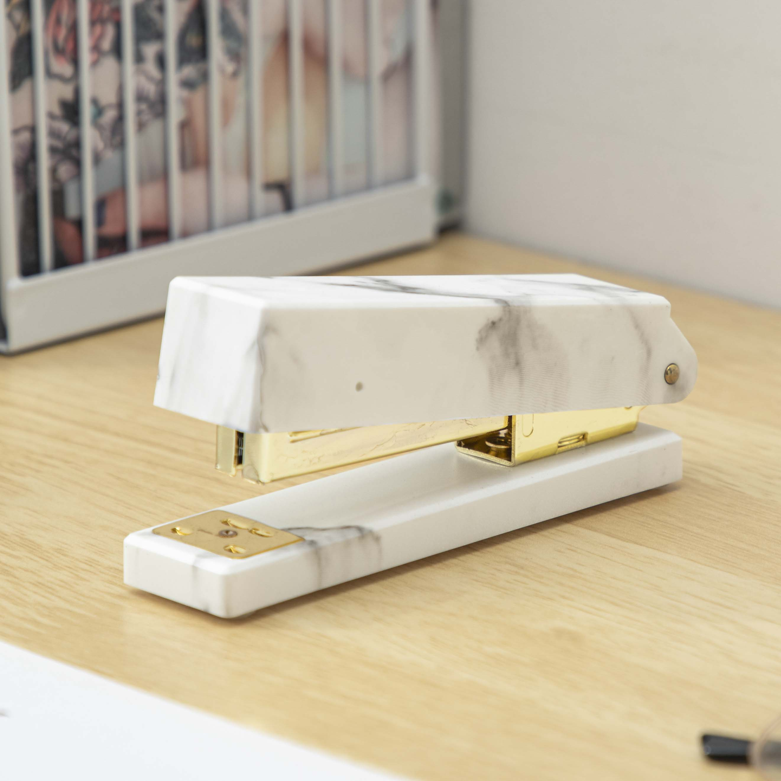 Ming Qiang cross-border Nordic wind marble Clee stapler Stapler office supplies binding machine YL060-MQ2304A