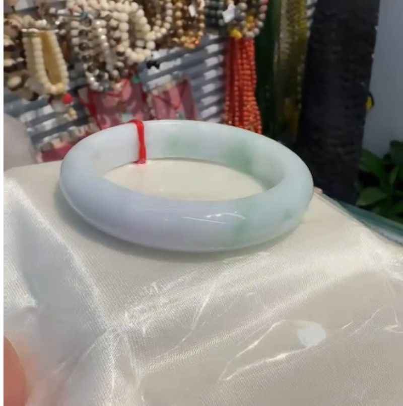 Real photo of Fuxia Jewelry natural jade bracelet, transparent white moonlight bracelet, jewelry, jade bracelet, lady Item Picture