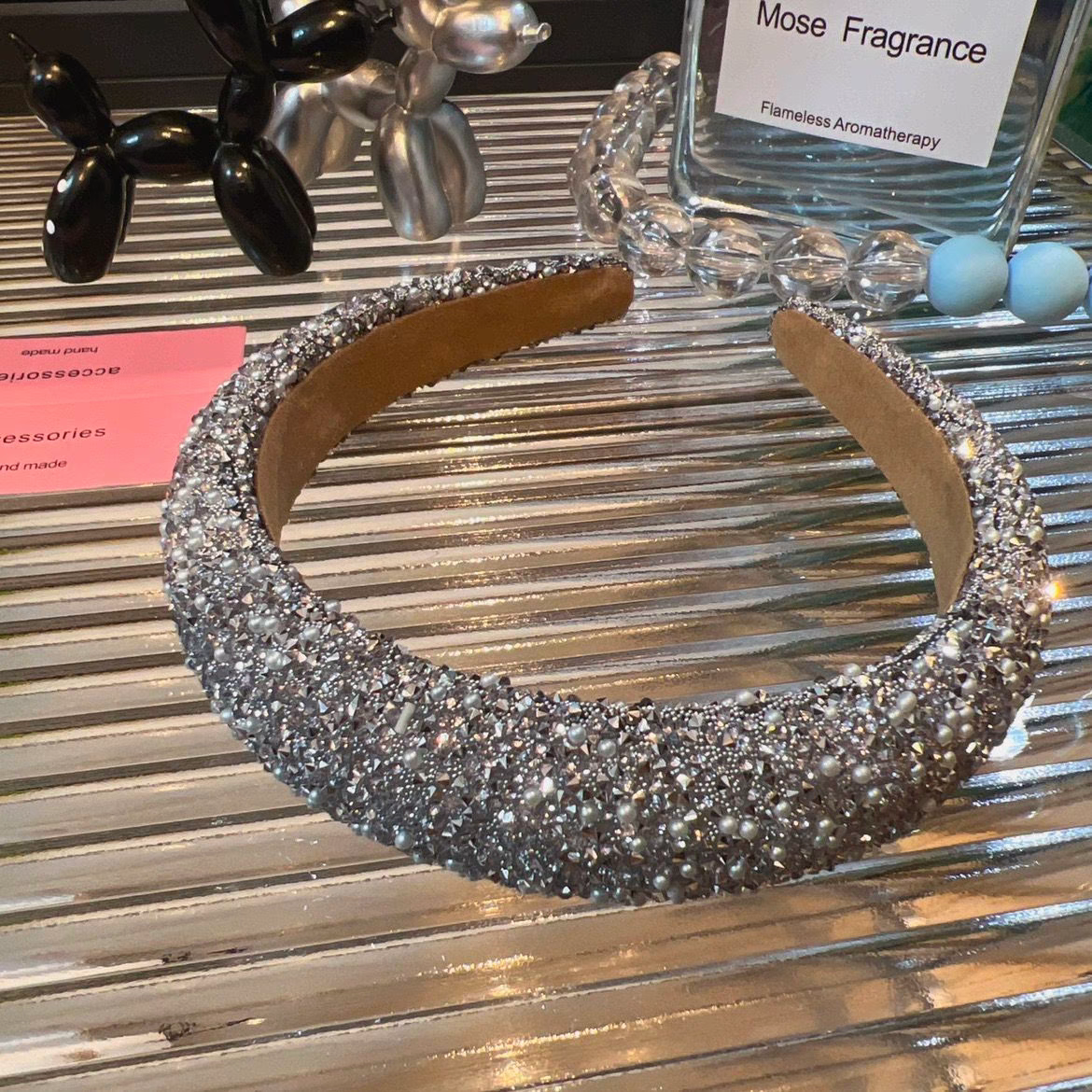 Muheng Accessories' richly diamond-studded rich girl headband Summer fashionable and stylish high-end hair accessory, heavy industry silver headband for women detail image 8