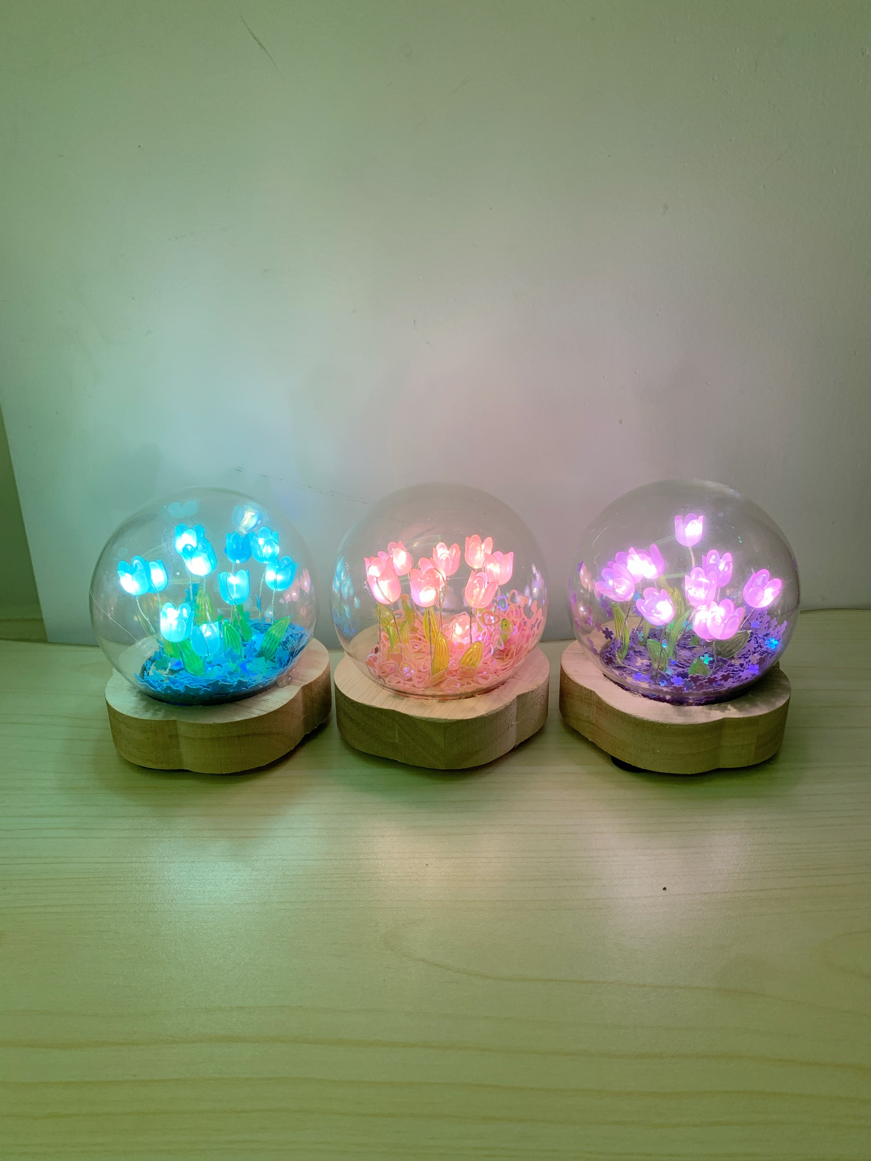 蝴蝶插件/仿真摇摆莲花灯/竹框/仿真植物/圣诞节日葡萄串挂饰产品图