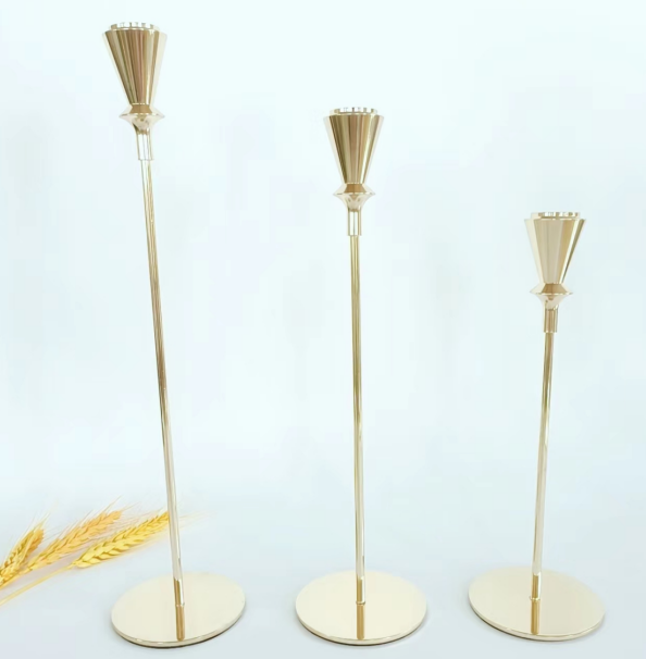 Wholesale of high-legged iron candlestick three-piece set, ins style simple home candlestick, wedding dining table candlestick, decorative iron candlestick details Picture