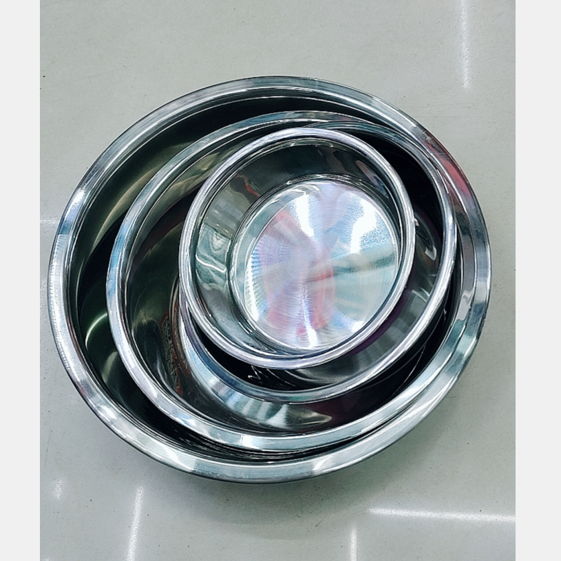 Silicone anti-slip bottom pet basin, cat and dog drinking and feeding basin Item Picture