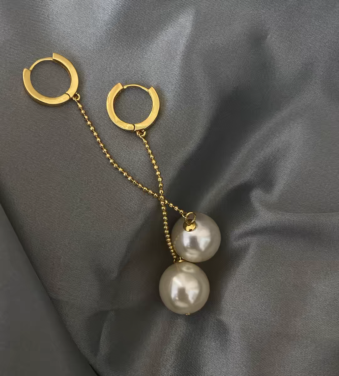 珍珠耳环耳饰 精致饰品 女士时尚耳钉 独特设计优雅耳饰 珍珠点缀耳环饰品