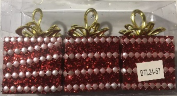 Creative Christmas office decorations, cultural festival atmosphere arrangements, and other Christmas supplies are all available to enhance the fun of work
