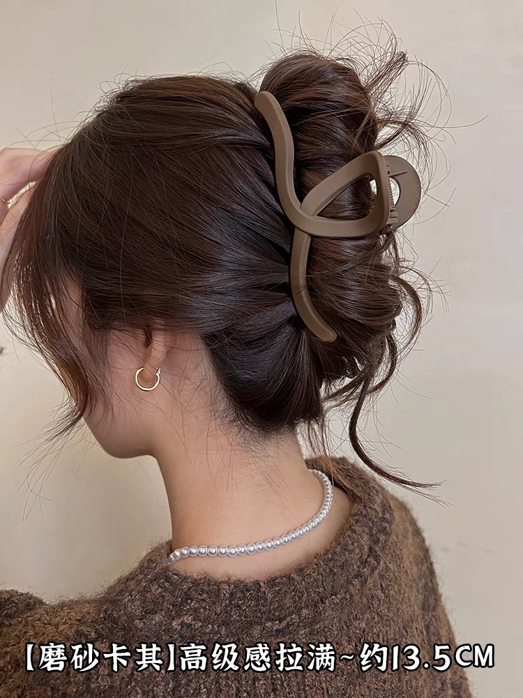 Hair clip, shark clip, high-end look for children, large updo hair clip at the back of the head, 2024 new style hair clip headwear detail image 8