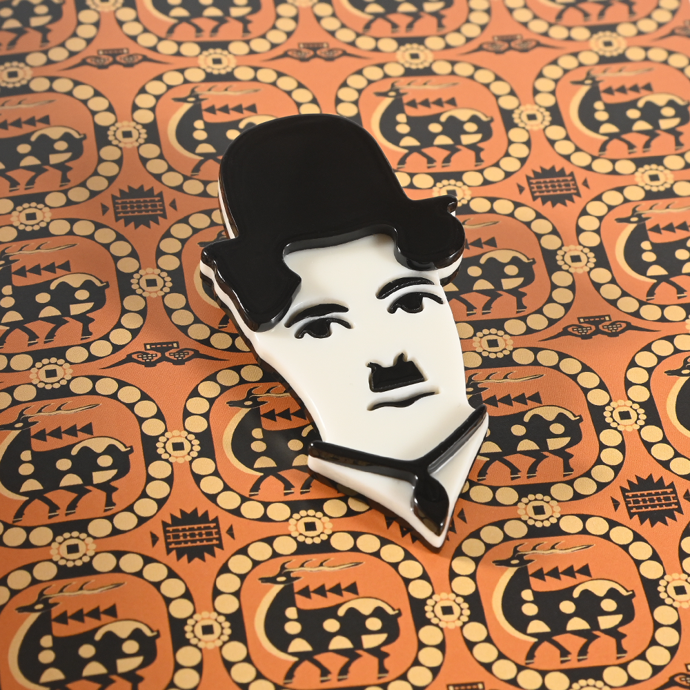 亚克力胸针男人头像