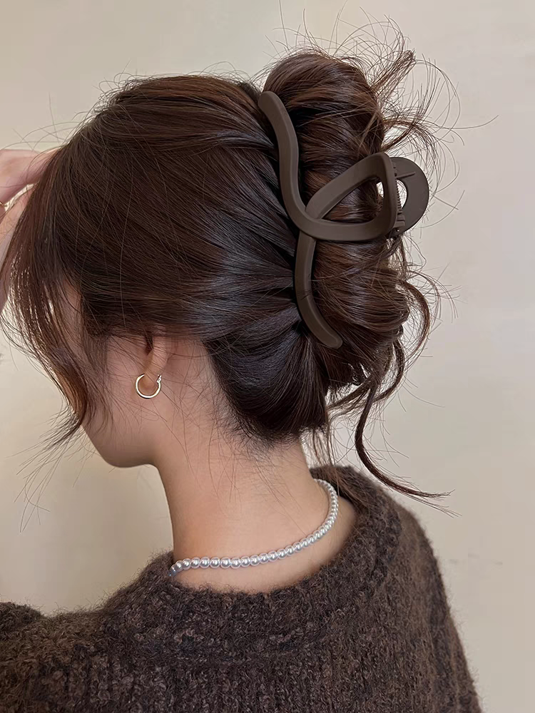 Hair clip, shark clip, high-end look for children, large updo hair clip at the back of the head, 2024 new style hair clip headwear detail image 3