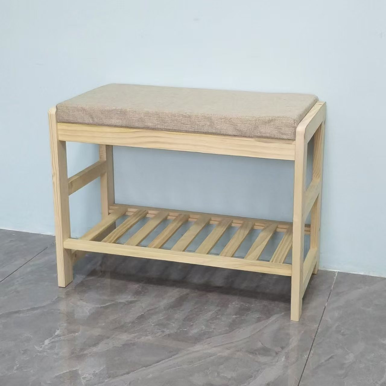 Solid wood shoe-changing stool, a long sitting stool for household use at the entrance, a shoe-wearing stool for entering the entrance hall, and a clothes and hat hanging rack are all integrated Application Scenario