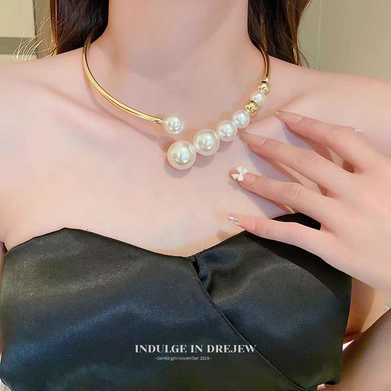 项圈女项链2023新款爆款锁骨链高级感轻奢小众时尚颈链配饰白底实物图