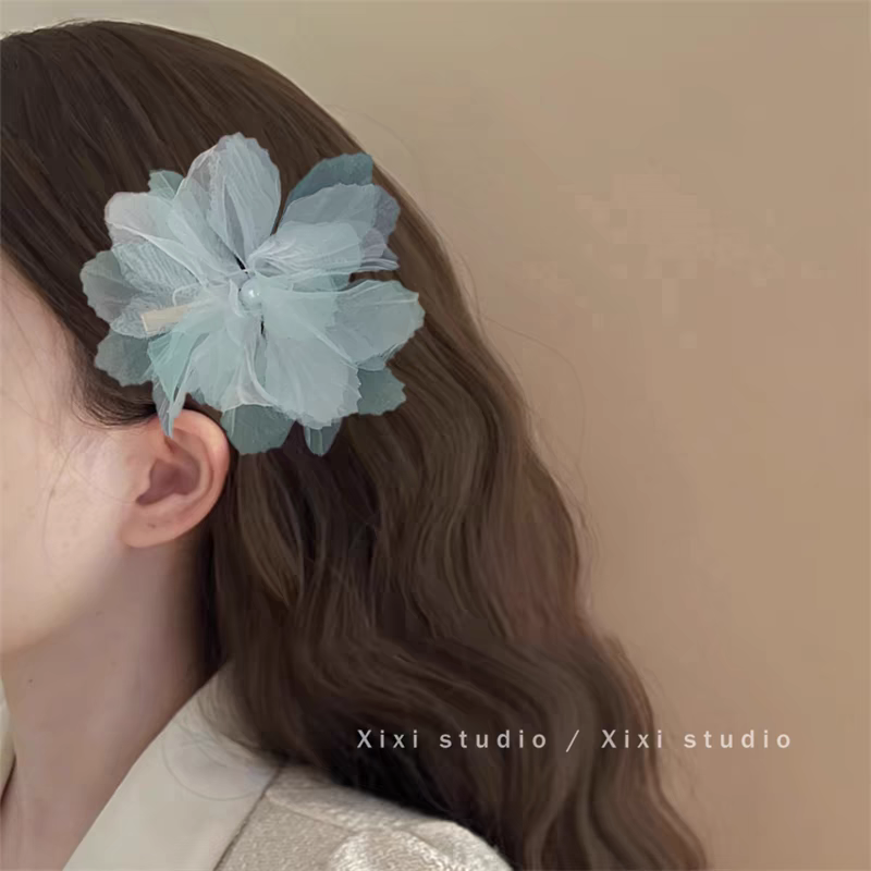 Atmospheric haze blue! Flower tassel hairpin! Sweet hairpin fabric pearl hair bun headpiece at the back of the head