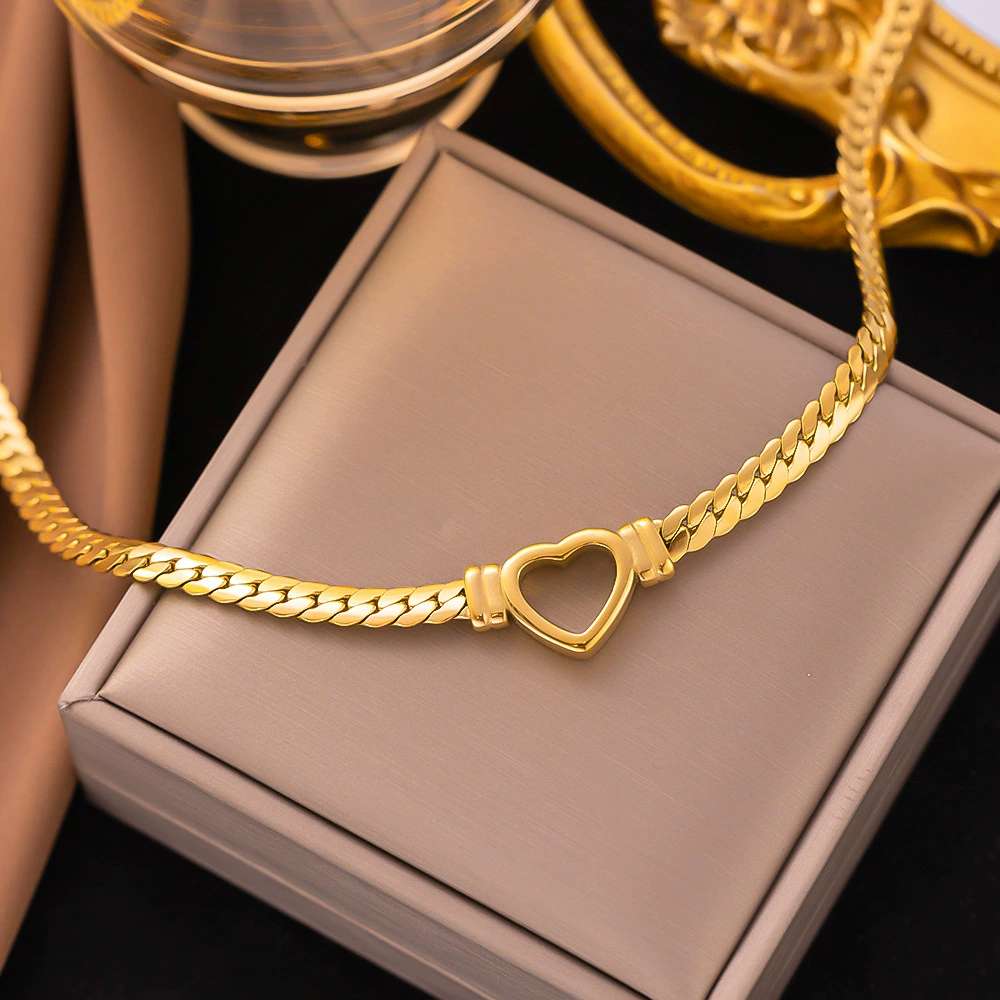 European and American hip-hop personality punk trend exaggerated Cuban chain heart-shaped ring necklace, titanium steel plated 18K gold light luxury jewelry necklace, women's short style Mengfeini xl008 Specification image