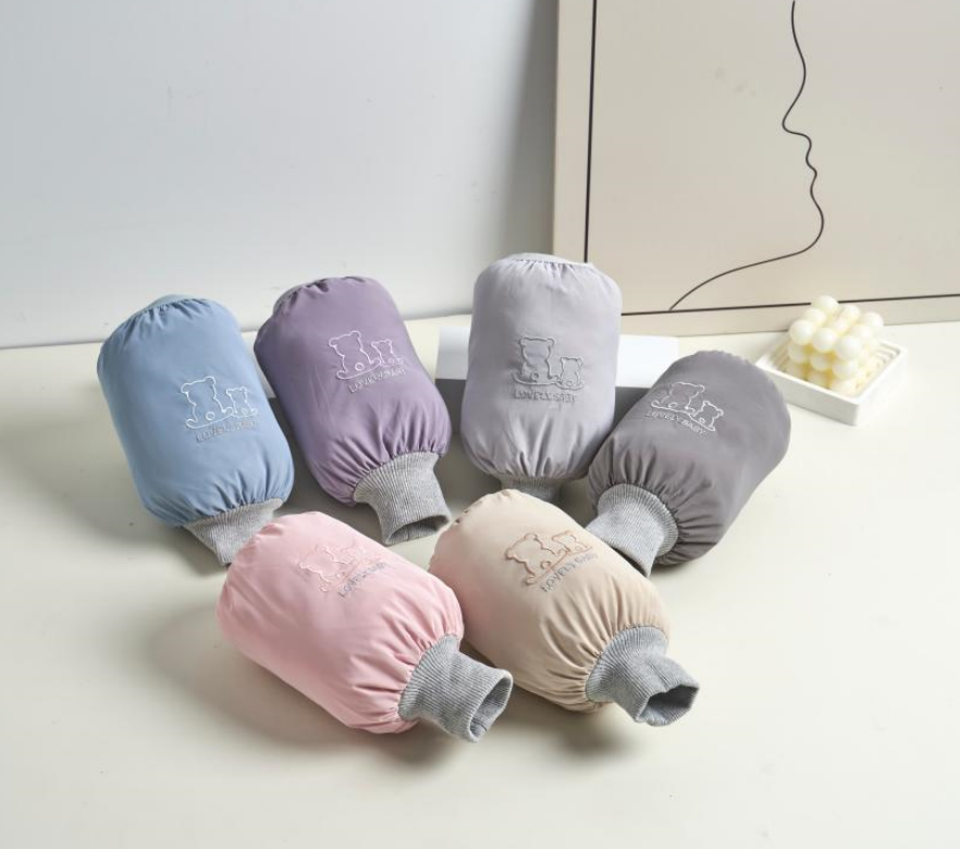 G33-1832 أكمام قصيرة مضلعة، أكمام أكمام من البوليستر، أكمام حروف كرتونية، أكمام أكمام مطرزة، أكمام دافئة ومقاومة للبقع