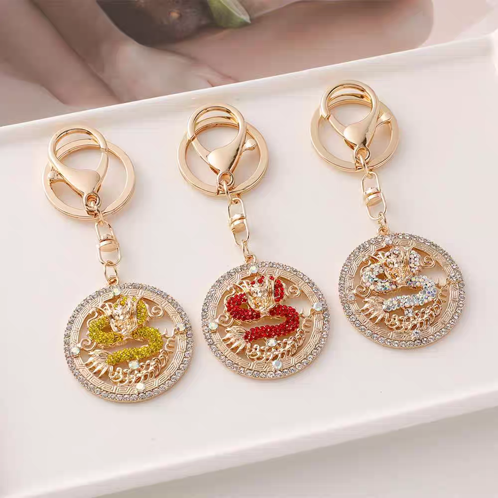 New creative Chinese wind dragon keychain made of alloy for the 12 Chinese zodiac dragons, metal dragon car pendant, zodiac year gift keychain details Picture