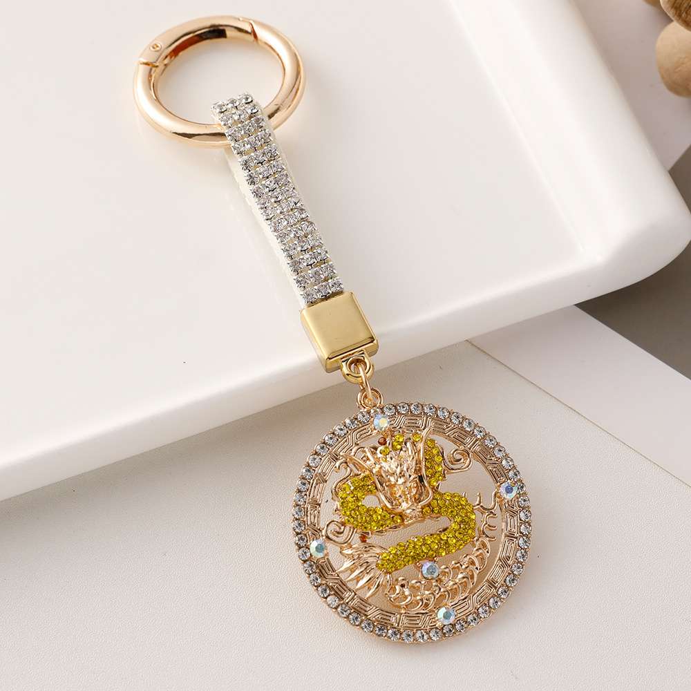New creative Chinese wind dragon keychain made of alloy for the 12 Chinese zodiac dragons, metal dragon car pendant, zodiac year gift keychain detail image 3