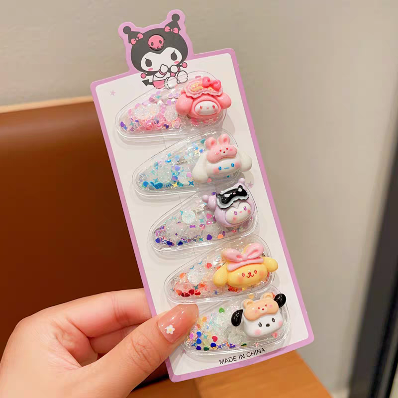 New children's flowing sand clips, cute girls, Sanrio hair clips, student bangs, broken hair, bb clips, sweet girls' hair clips, children's hair clips, cute girls' summer Application Scenario