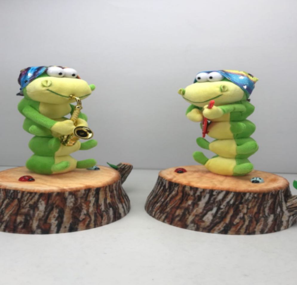 Tree stump caterpillar simulation pet electronic children's toy song twisting instrument figurine children's toy