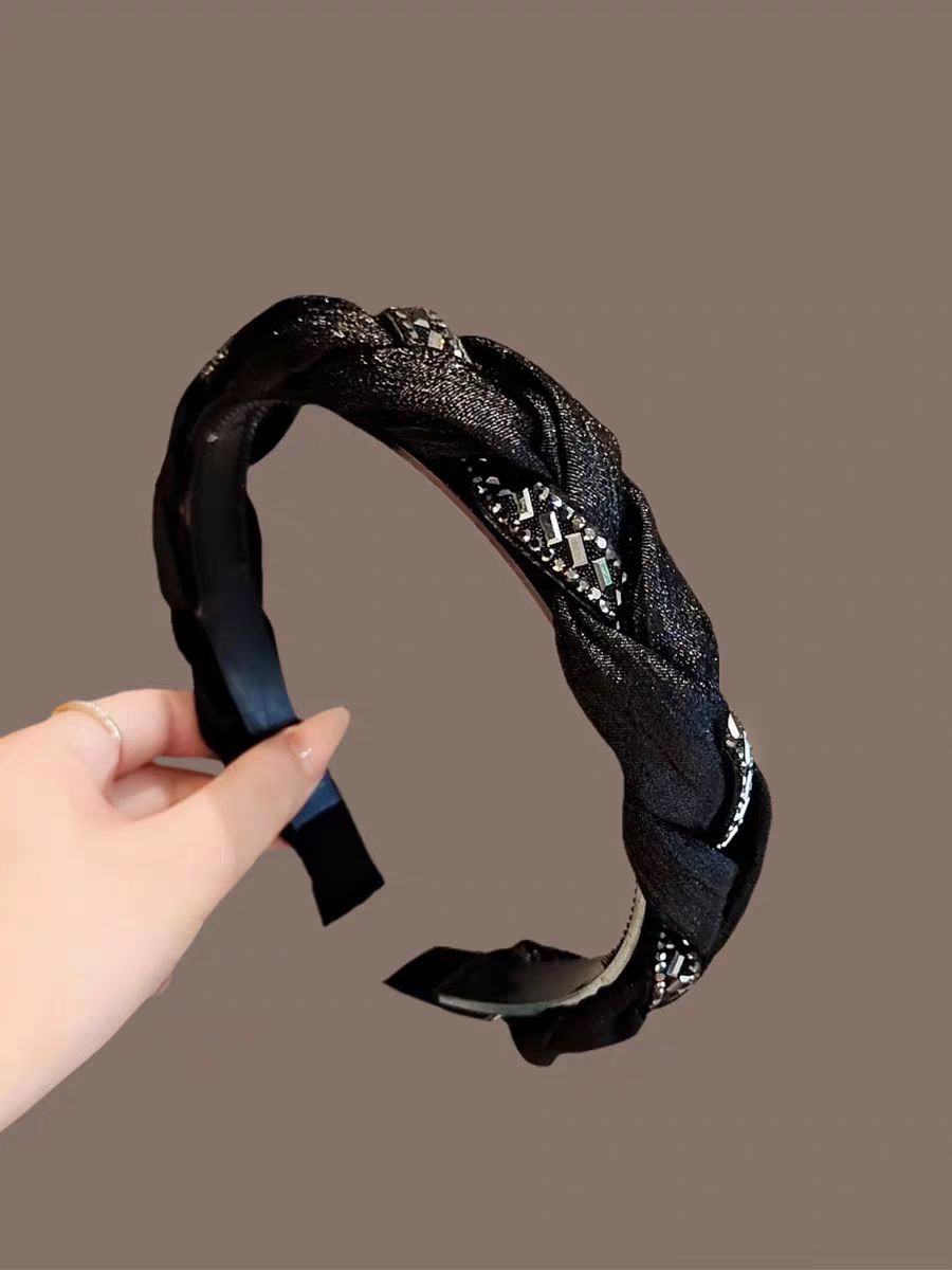 Retro and fashionable new hairpins and headbands for women with high heads, versatile for going out, wide-brimmed hair ties and headwear, face-washing headbands, children's fabric headwear, Chinese-style headwear details Picture
