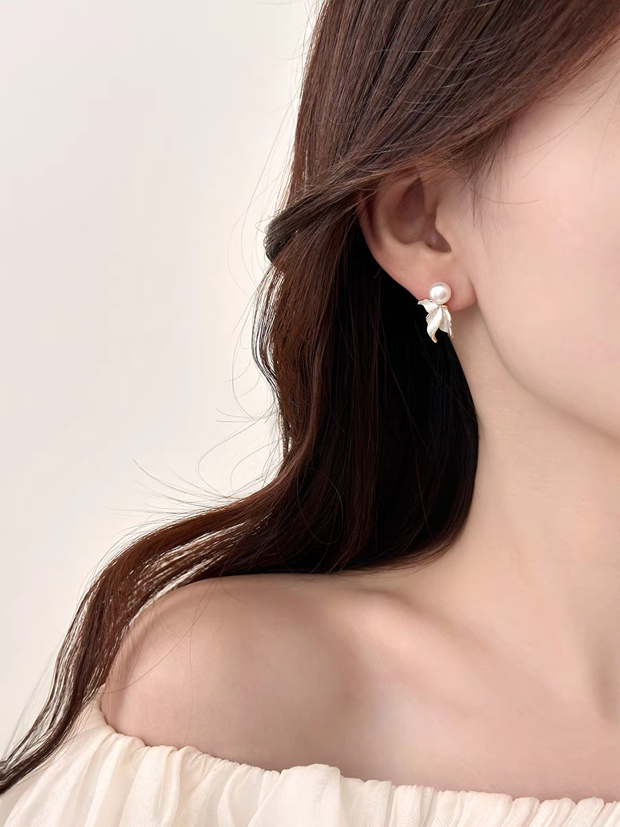 轻奢高级感独特小众天然淡水珍珠鱼尾耳环女秋冬2024新款耳饰耳钉