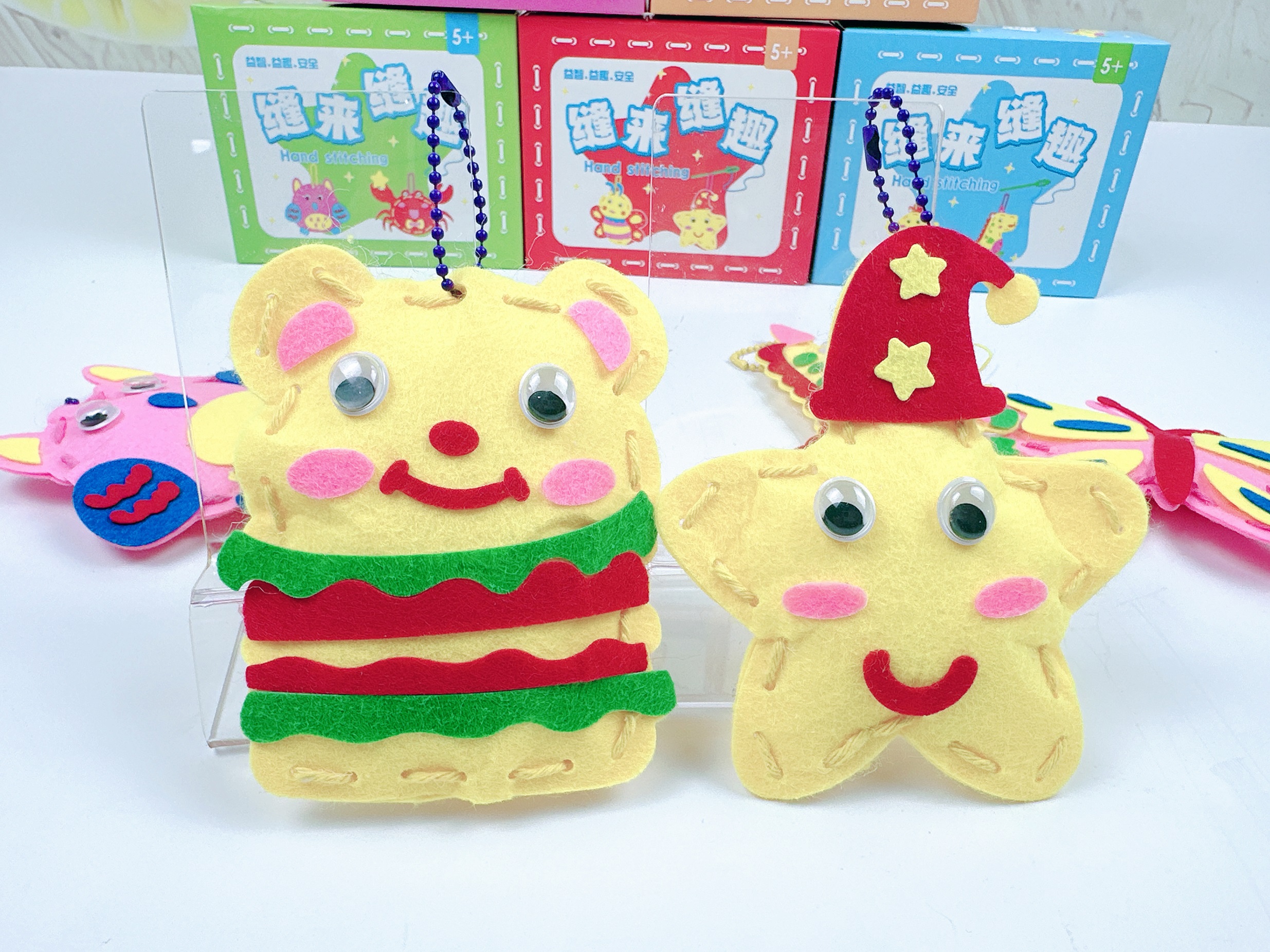 Children's handmade sewing fun non-woven fabric diy Children's handmade material package pendant Sewing back and forth Children's diy handicrafts Item Picture