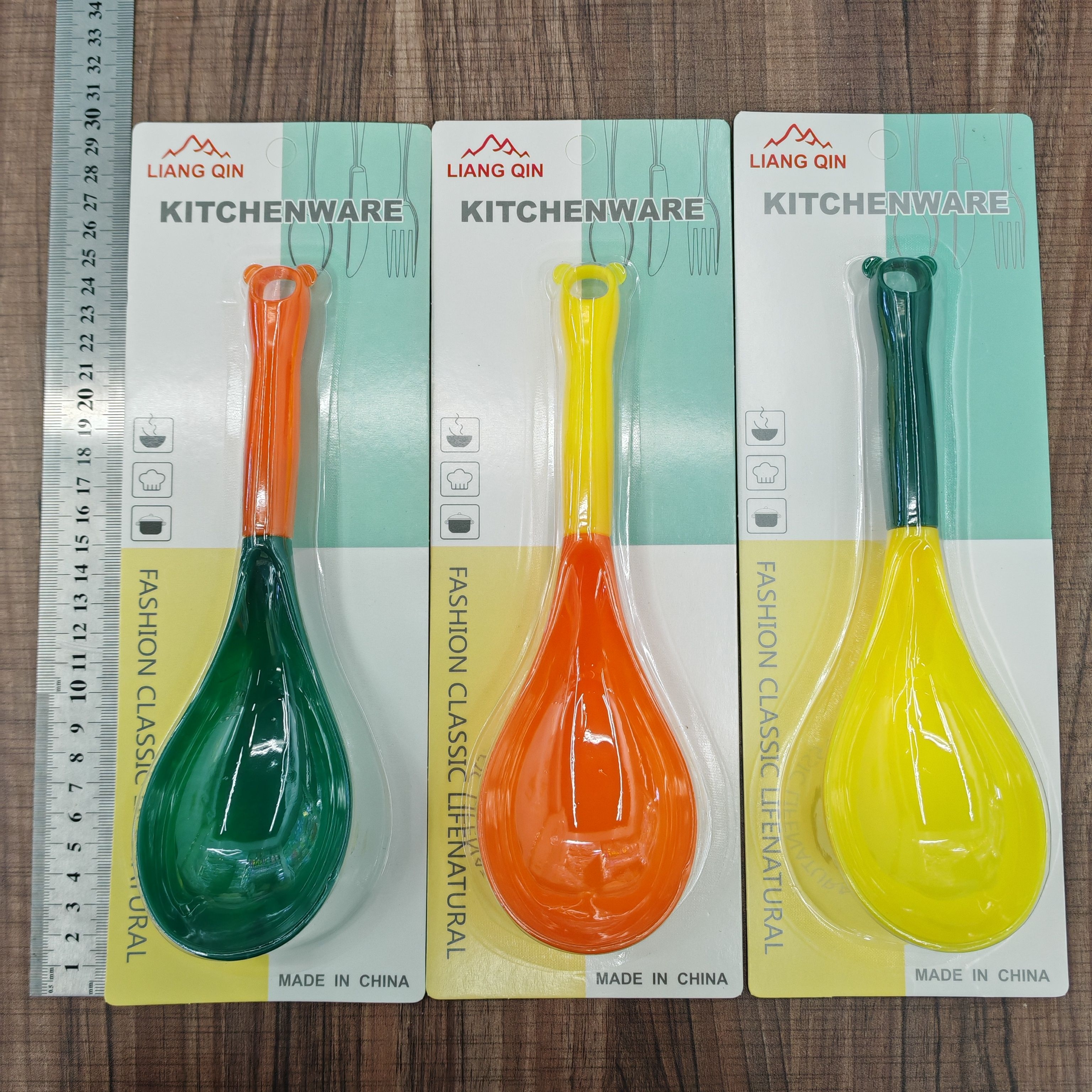 不锈钢锅厨具/锅铲/塑料厨具/厨具厨房用品/不锈钢餐具白底实物图