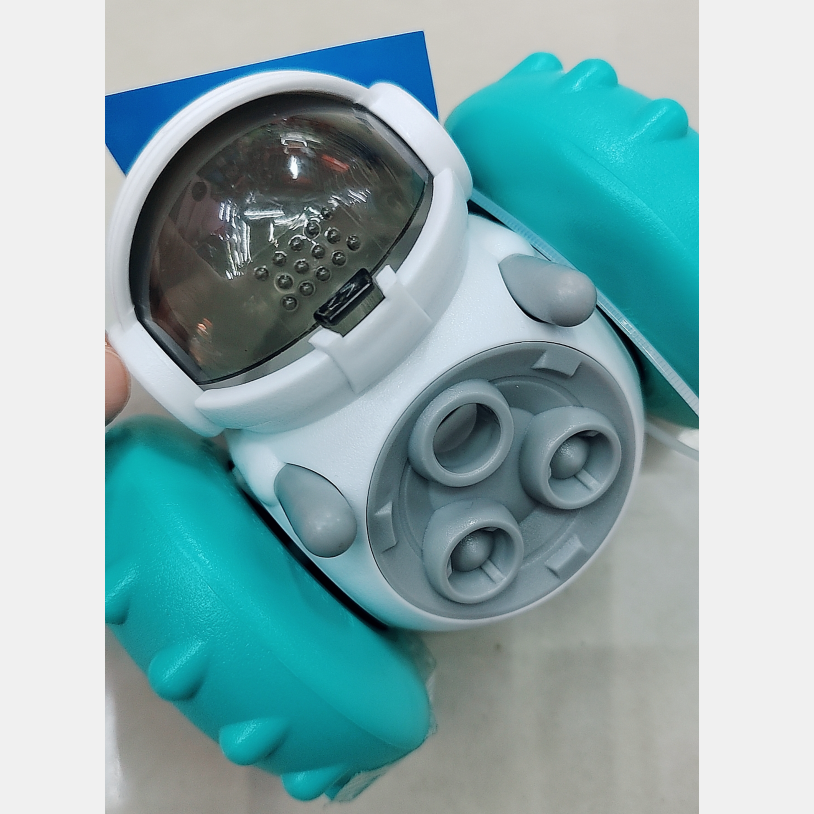 Pet supplies, pet toys, leaky food carts, dog and cat intelligence interaction, swinging leaky food dispensers, pet play and feeding integrated pet supplies, pet toys, cat and dog toys and supplies pic 1