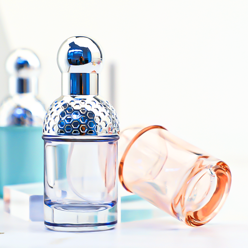 Factory direct sales of 30ml perfume sample bottles, portioned bottles, spray glass portable travel perfume bottles, empty bottles details Picture