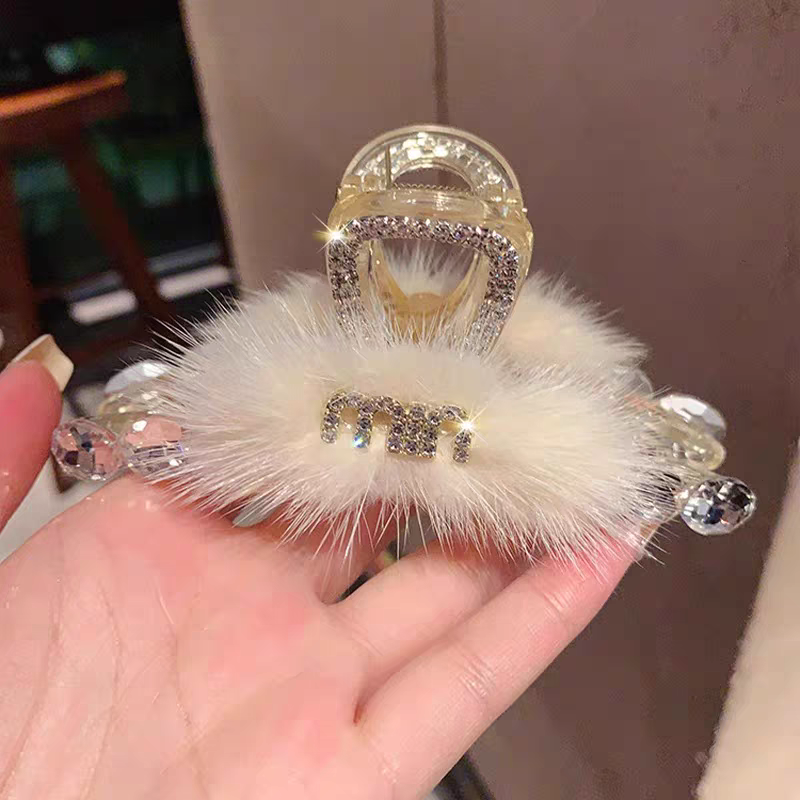 国潮系列精致甜美超仙森系ins闪钻毛绒绒发夹抓夹后脑勺盘发鲨鱼夹发饰品详情6