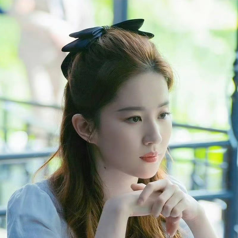 玫瑰的故事刘亦菲黄亦玫同款高级感缎面水钻蝴蝶结弹簧夹发夹发卡发夹发夹细节图