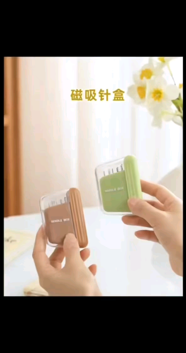 洞洞板服装店金色挂衣架子挂钩油漆刷厨房贴pvc洞洞板详情图3