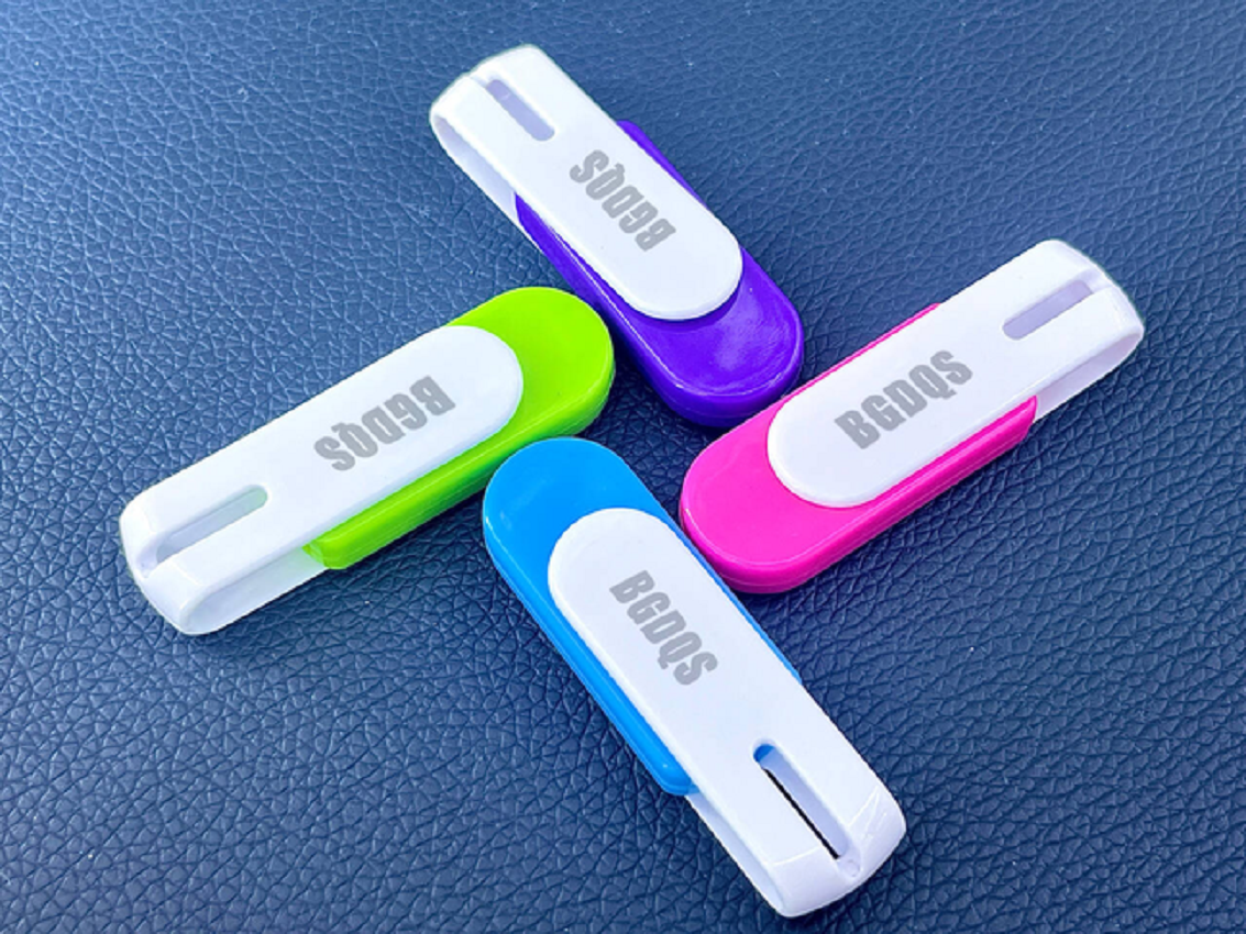 U盘批发定制logo塑料旋转U盘8G16G礼品u盘激光logo投标3.0高速优盘便捷携带U盘详情1