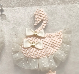 泉鑫辅料布艺DIY服饰帽子袜子配件设计手工饰品日韩枕头半成小天鹅蝴蝶结圆形新款棉纱布打结蝴蝶结清新饰品配件织带蝴蝶结辅料详情3