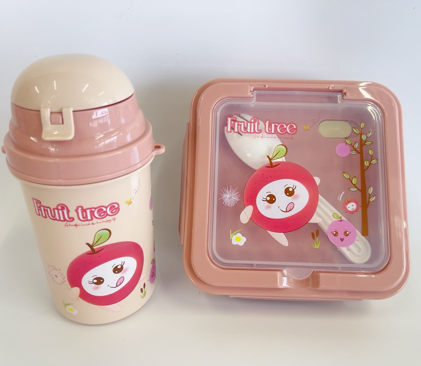 Cute cartoon fruit shaped lunch box water bottle set for children and students with portable split bento lunch box straight drinking cup Application Scenario